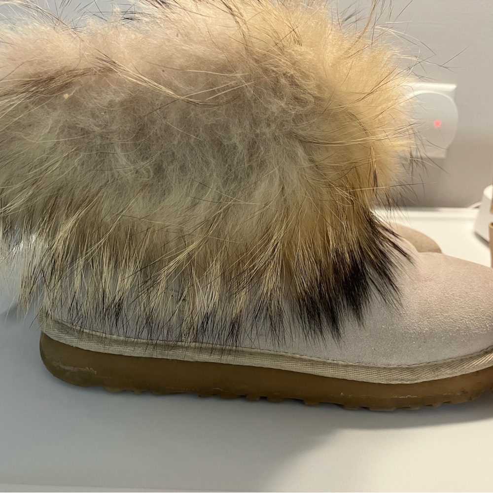 Ugg Furry Beige Winter Boots